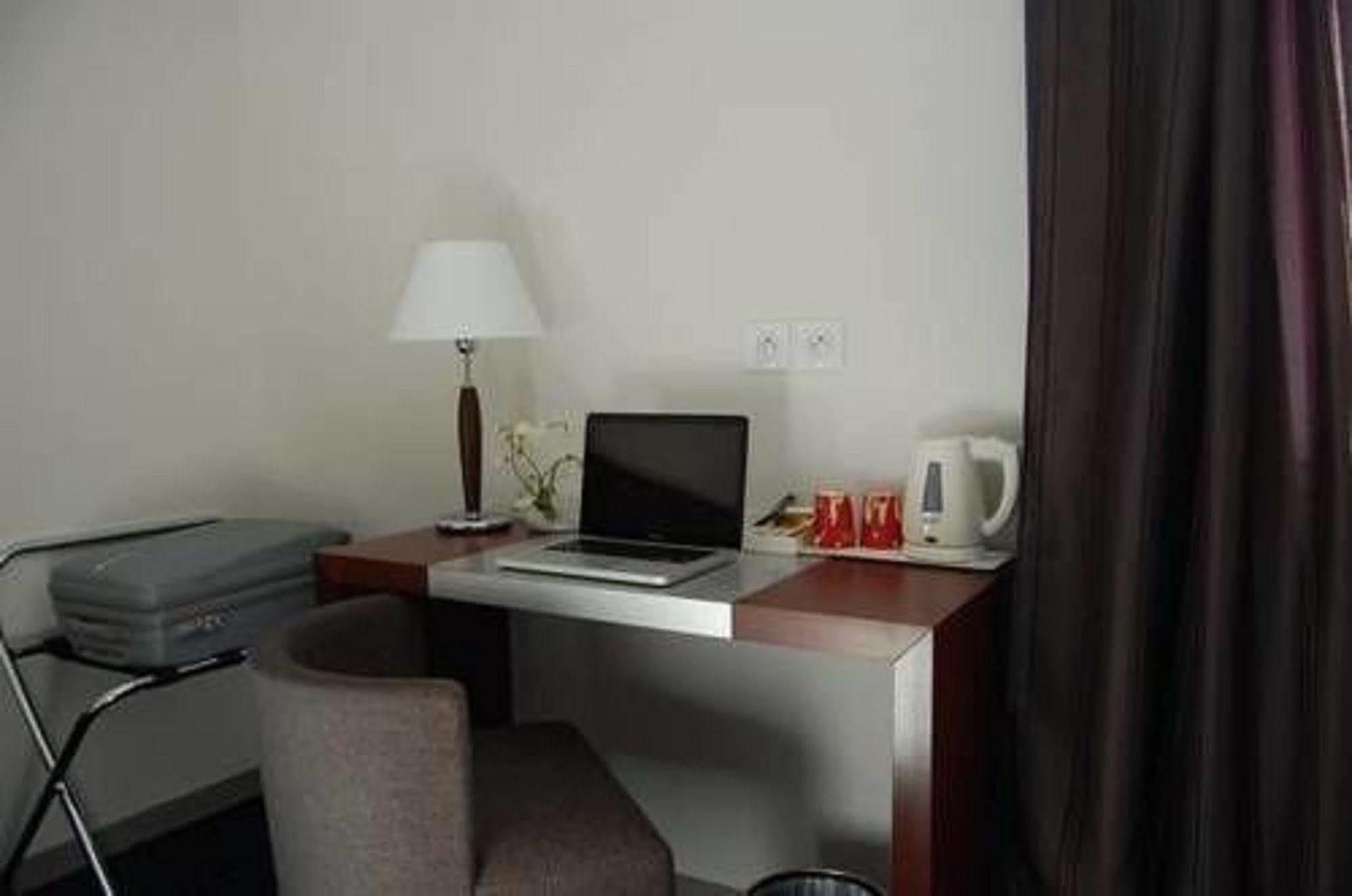 Hotel Plessis Parc